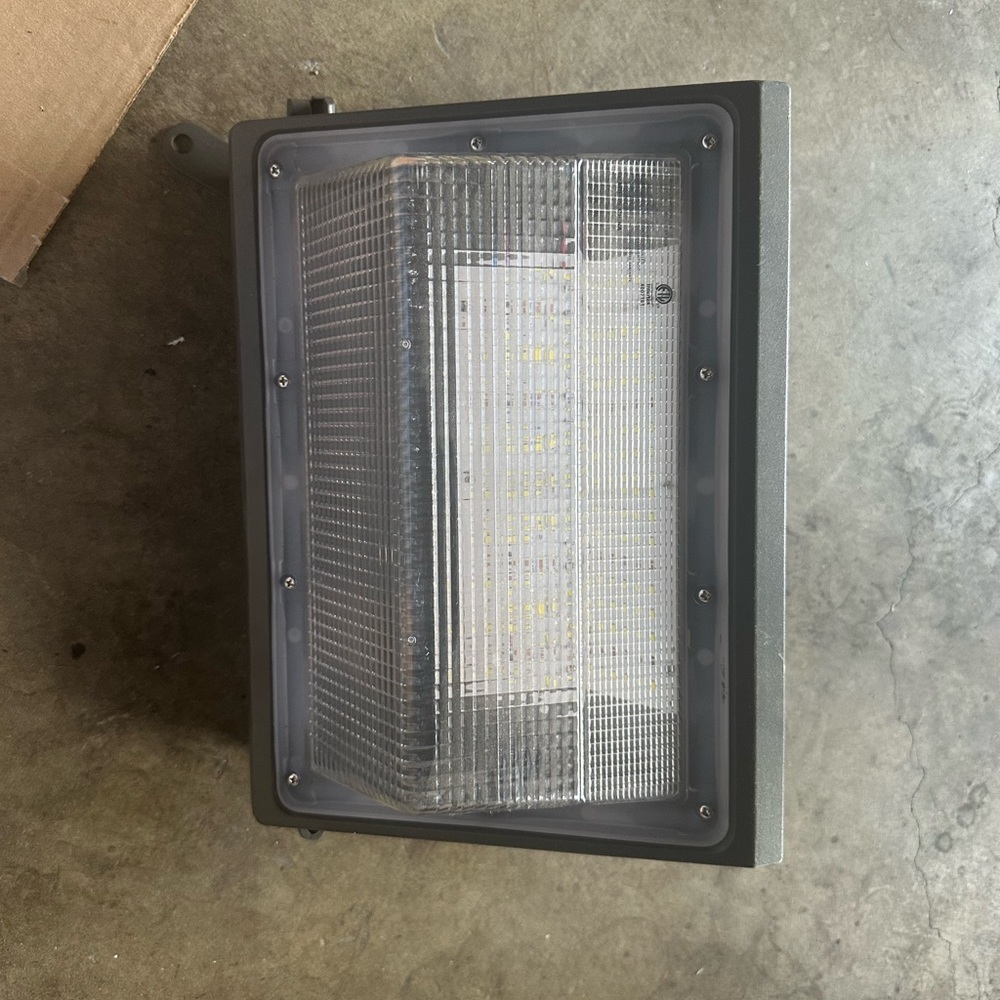 Commercial exterior light with photocell